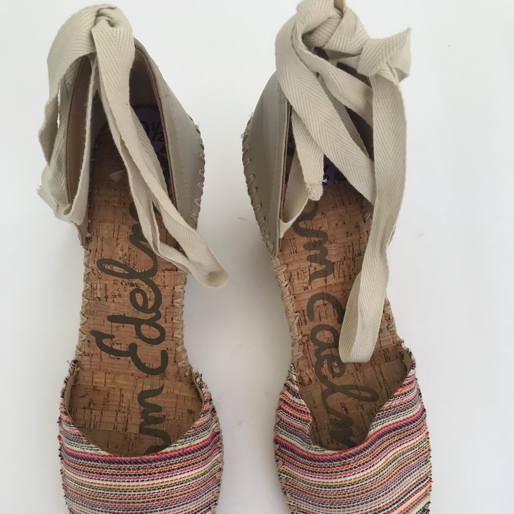 Sam Edelman Wedge - Picture 2 of 7